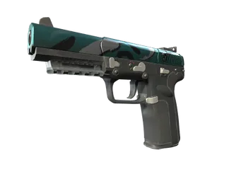 StatTrak™ Five-SeveN | Fowl Play (Well-Worn)